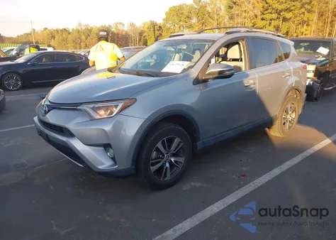 2016 Toyota Rav4 Xle z USA, uszkodzony, nr VIN 2T3RFREV1GW440975